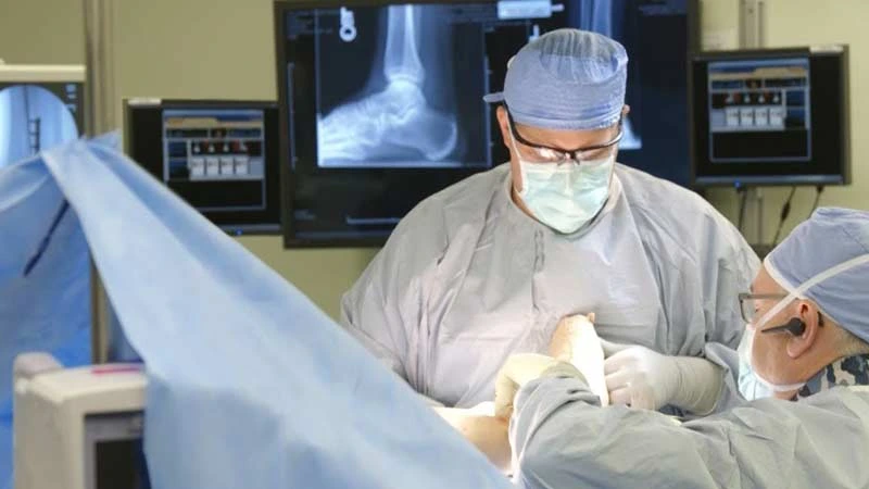 Professionelle Adipositas-Chirurgie-Operationen unter der Leitung von Fachärzten bei Ibni Sina Health.